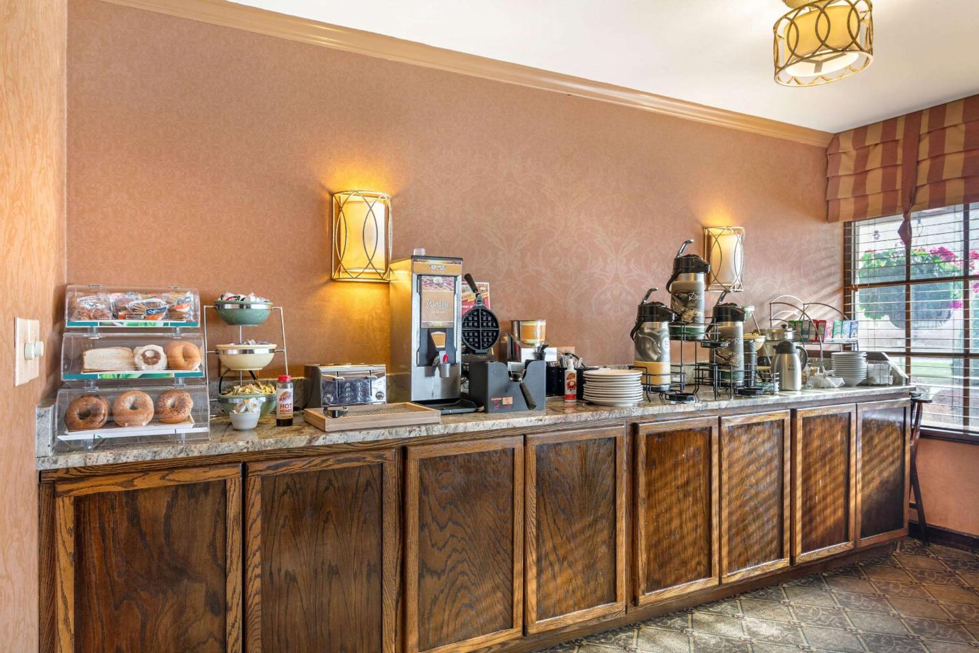 The Inn At Gran View Ogdensburg, Ascend Hotel Collection Екстер'єр фото